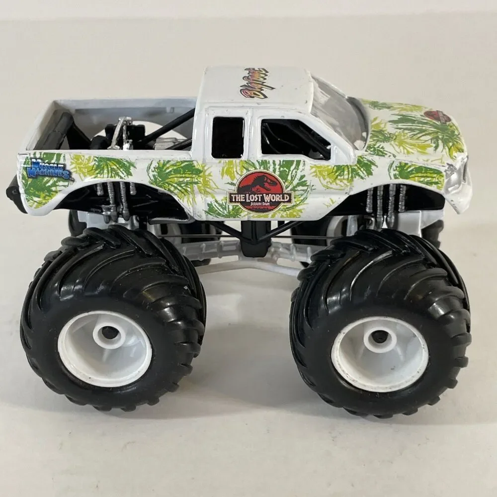 The Lost World: Jurassic Park Muscle Machines Bigfoot Monster Truck Vtg Toy